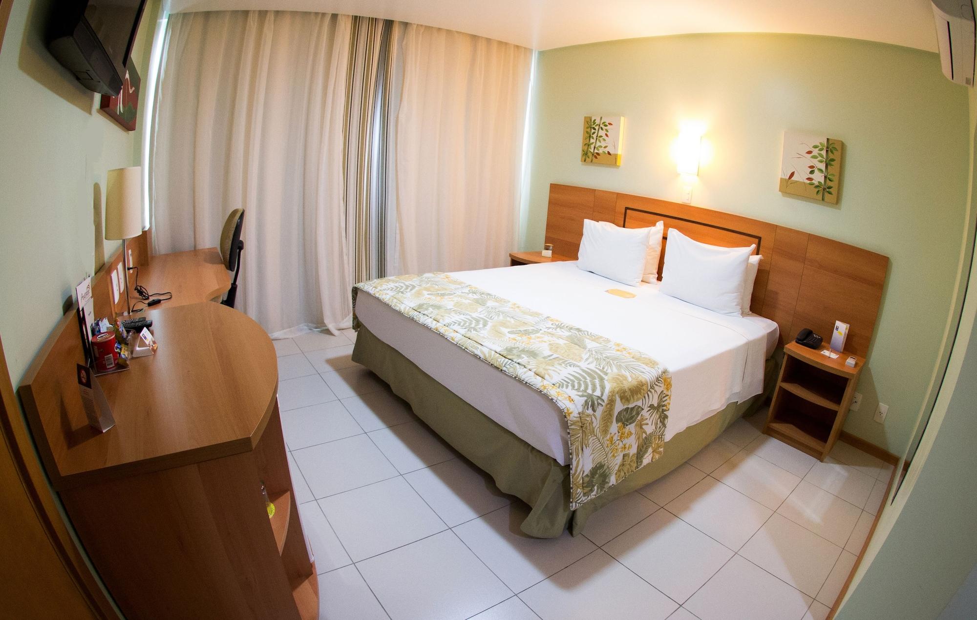 Comfort Hotel Manaus Exterior photo