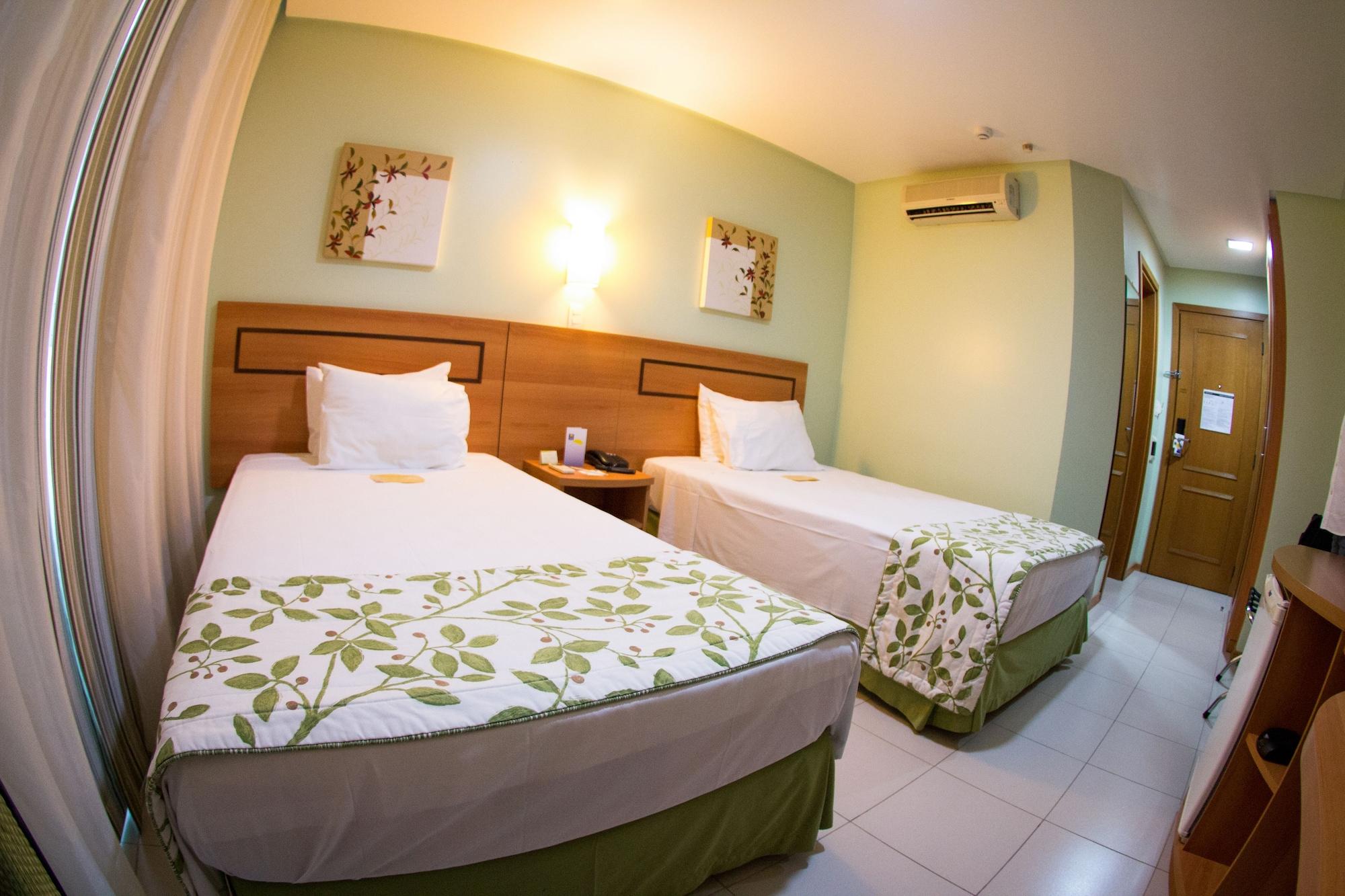 Comfort Hotel Manaus Exterior photo