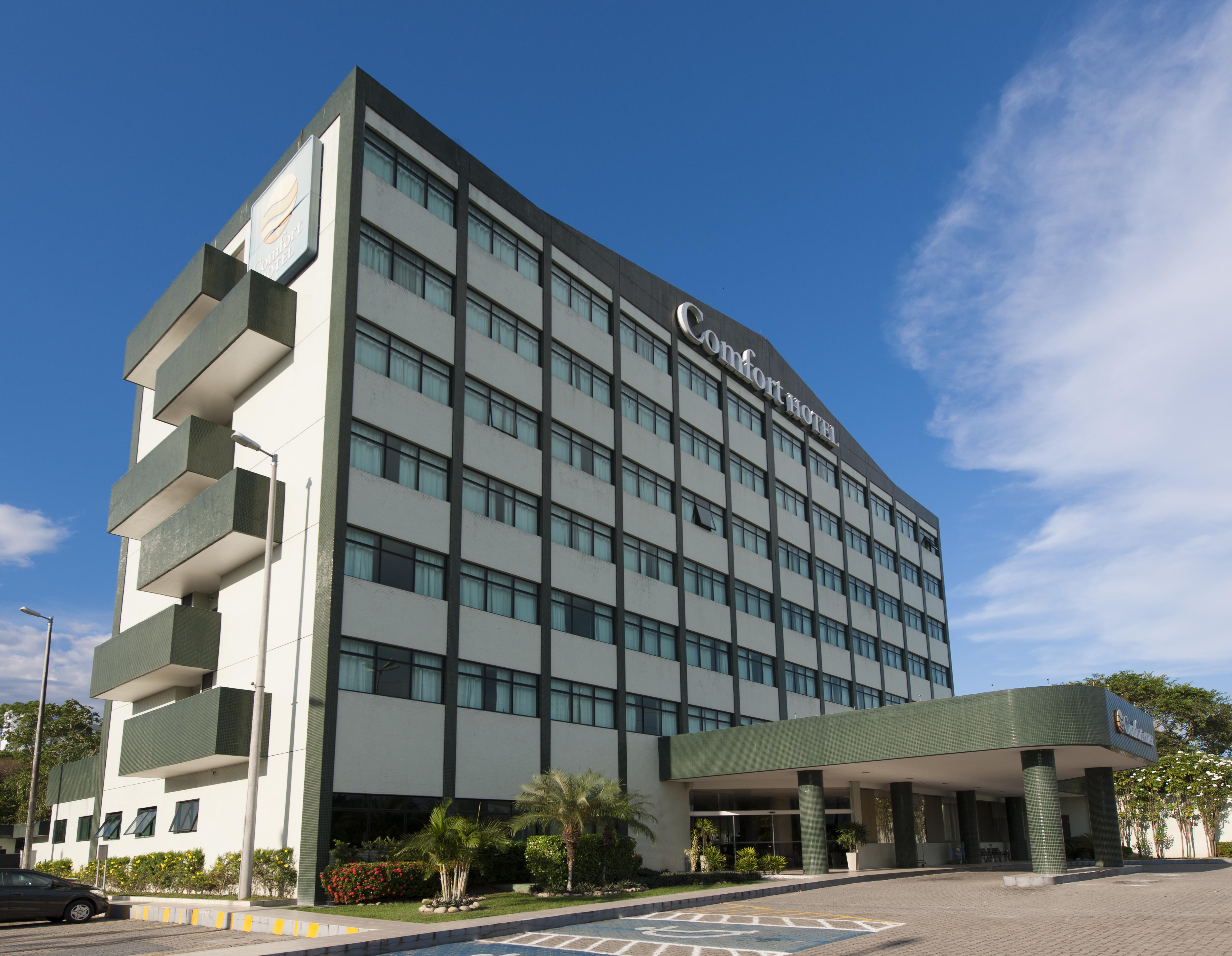 Comfort Hotel Manaus Exterior photo